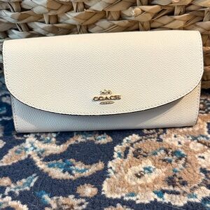 Coach White Leather Women's Wallet